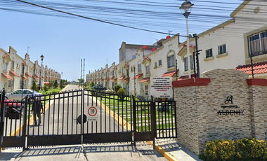 CASA DE RECUPERACIÓN BANCARIA EN PRIV ALBENZ, FRACC. URBI VILLA DEL REY, HUEHUETOCA, EDO MEX. ¡NO SE ACEPTAN CRÉDITOS!
