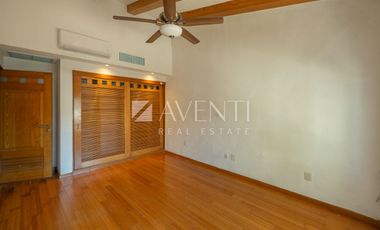 Casa en venta, Isla Dorada, Zona Hotelera