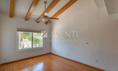 Casa en venta, Isla Dorada, Zona Hotelera