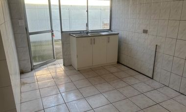 VENDE AMPLIA CASA VILLA SAN MARCOS 18 SUR  TALCA Valor $110.000.000