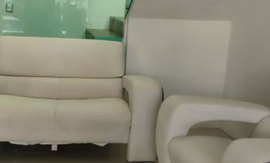 C106 Venta casa nueva con alberca 4 recámaras  Ixtapa  Zona Campo de Golf