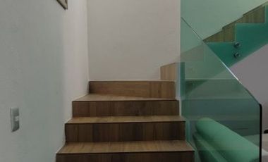 C106 Venta casa nueva con alberca 4 recámaras  Ixtapa  Zona Campo de Golf