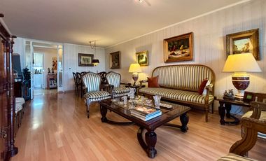 Se Vende Amplio Departamento 3 Dormitorios + 2 Estacionamientos. Providencia