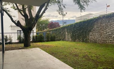 Casa de Renta en Puembo, 3 Dorms, Urbanización de Lujo Cerca Al Club Arrayanes.