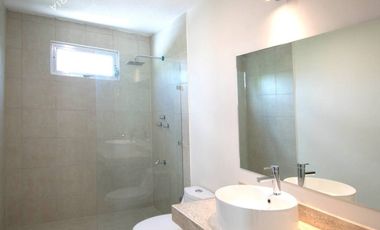 Venta de casa de 2 pisos con 4 recamaras en zona norte de Mérida dentro de la Ciudad