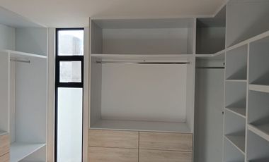 🔴En Venta🔴 🏠🏠Casa estilo minimalista, ubicada en Fraccionamiento “Los Frailes” cerca de hospitales y escuelas (Universidad del Futbol, La Salle, I