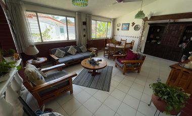 CASA DE UN SOLO NIVEL EN FRACCIONAMIENTO EL PARAJE, JIUTEPEC MORELOS.