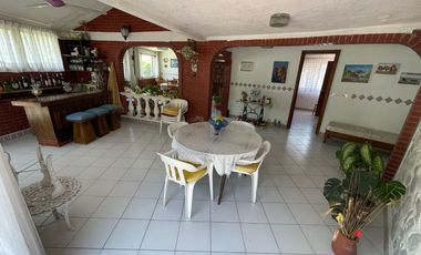 CASA DE UN SOLO NIVEL EN FRACCIONAMIENTO EL PARAJE, JIUTEPEC MORELOS.