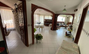 CASA DE UN SOLO NIVEL EN FRACCIONAMIENTO EL PARAJE, JIUTEPEC MORELOS.