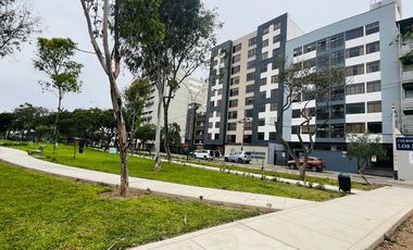 DEPA EN ALQUILER FRENTE A PARQUE