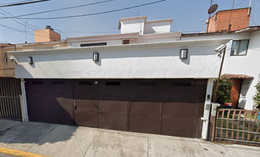 Venta de Casa Excelente oportunidad en calle Lutecia, Lomas Estrella 2da Secc, Iztapalapa, CDMX MAJA32AD