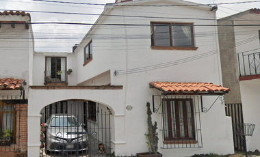 Casa en Atizapán, Rincón Colonial, ¡Adquiérela a un buen costo!