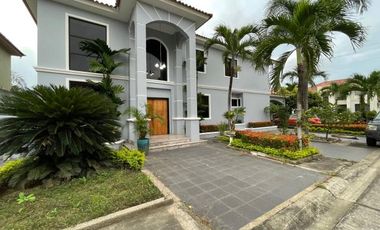 Terreno a la venta en la Urb. Estancias del rio✅