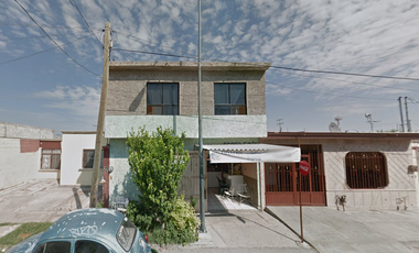 Casa 🏡 de oportunidad en Canal de La Perla, Rincon de la Merced, Torreon
