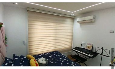 VENDO CASA EN LA HACIENDA DE 3 PISO