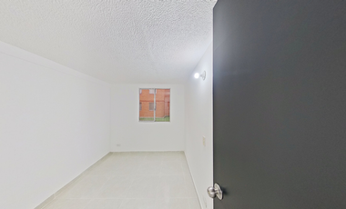 SE VENDE APARTAMENTO MOSQUERA CERCA A LA BIBLIOTECA / 1º PISO