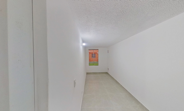 SE VENDE APARTAMENTO MOSQUERA CERCA A LA BIBLIOTECA / 1º PISO