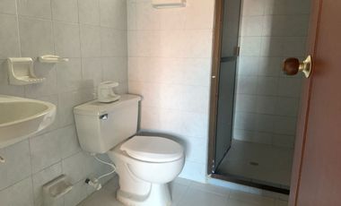 CASA EXCELENTE UBICACION