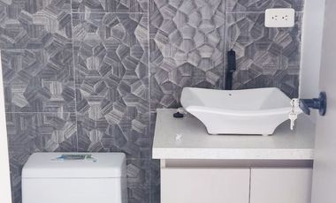 Casas en venta en Portoviejo con 3 habitaciones con su propio baño.