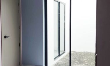 Casas en venta en Portoviejo con 3 habitaciones con su propio baño.