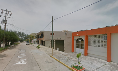 Casa 🏡 en  Av 18 de Marzo 414, Centro, 96400 Coatzacoalcos, Veracruz, México ✨💵