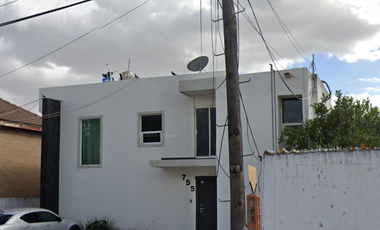 CASA EN VENTA EN EXCELENTE UBICACIÓN TAMAULIPAS!!!