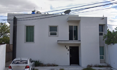 CASA EN VENTA EN EXCELENTE UBICACIÓN TAMAULIPAS!!!