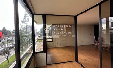 Departamento en Arriendo 3D, 3B, con Estacionamiento y Bodega, a Pasos de Av. Alemania