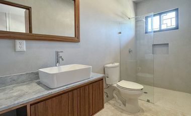 Apartamento en venta en Tulum Región 15, Quintana Roo: 1 recámara, cocina integral, alberca
