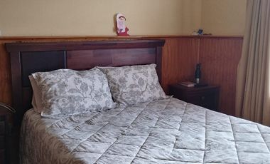 SE VENDE PROPIEDAD DE MATERIAL SOLIDO EN BUEN ESTADO