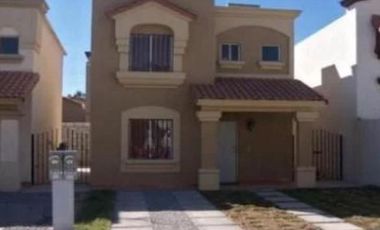 CASA EN MONTECARLO RESIDENCIAL