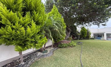Vendo espaciosa casa con piscina en La Encantada de Villa