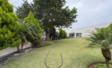 Vendo espaciosa casa con piscina en La Encantada de Villa