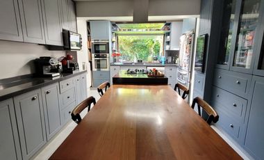Espectacular casa totalmente remodelada en Barrio Ingles