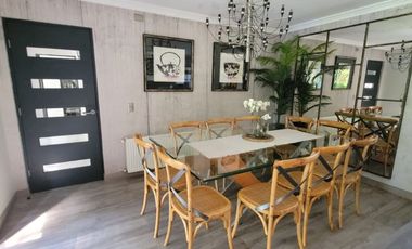 Espectacular casa totalmente remodelada en Barrio Ingles