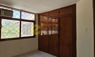 GRAN VENTA DE CASA DE TRES PISOS EN LA URB. LOURDES, PIURA
