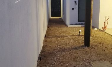 Casa en venta en privada una planta 3 recamaras, alberca y casa club