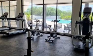 Casa en venta en privada una planta 3 recamaras, alberca y casa club