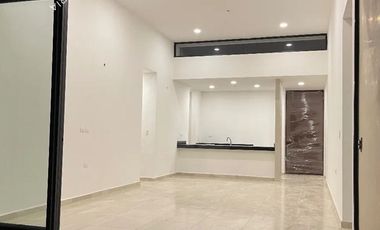 Casa en venta en privada una planta 3 recamaras, alberca y casa club