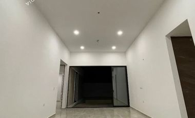 Casa en venta en privada una planta 3 recamaras, alberca y casa club