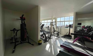 RENTO mega casa con patio y cuarto de servicio!