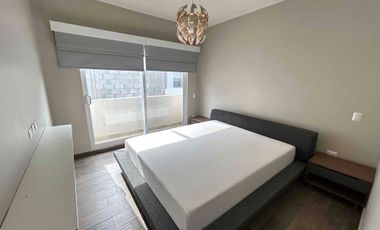 RENTO mega casa con patio y cuarto de servicio!