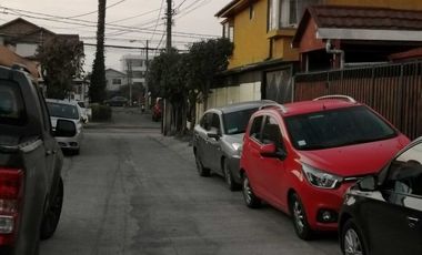 Venta de Casa En Maipu, villa La Pradera