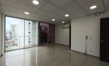 VENDEMOS OFICINAS CONSULTORIOS BUCARAMANGA CABECERA EXCELENTE VISTA Y PARQUEADEROS