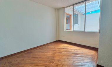 VENTA CASA RENTERA / CARCELÉN SECTOR COLEGO AMERICANO