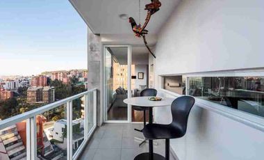 Arriendo Amoblado Lujoso Penthouse de  de 270m2, Vista Panorámica, Sector González Suárez