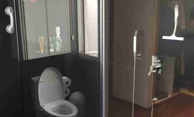 Arriendo Amoblado Lujoso Penthouse de  de 270m2, Vista Panorámica, Sector González Suárez