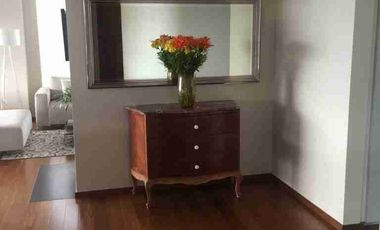 Arriendo Amoblado Lujoso Penthouse de  de 270m2, Vista Panorámica, Sector González Suárez