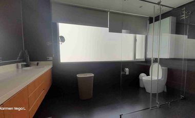 Arriendo Departamento Amoblado de Lujo, Moderno, 270m2, Piso Alto, Vista Panorámica, Sector González Suárez