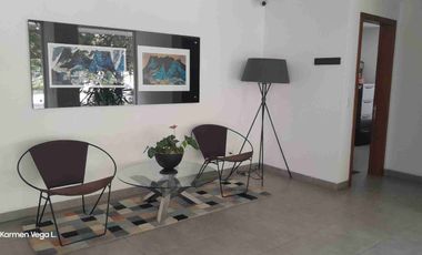 Arriendo Departamento Amoblado de Lujo, Moderno, 270m2, Piso Alto, Vista Panorámica, Sector González Suárez